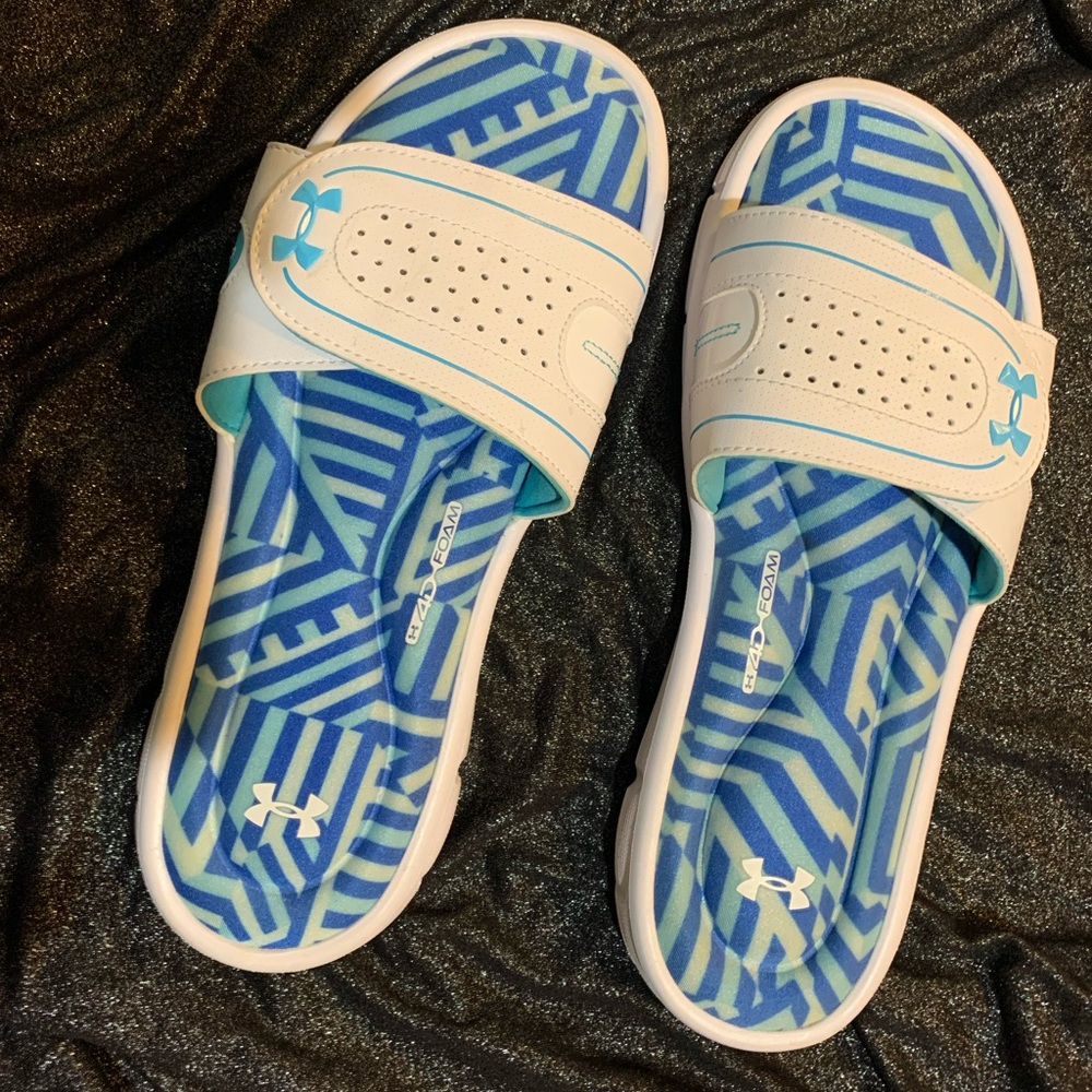 Under Armour slides size 9